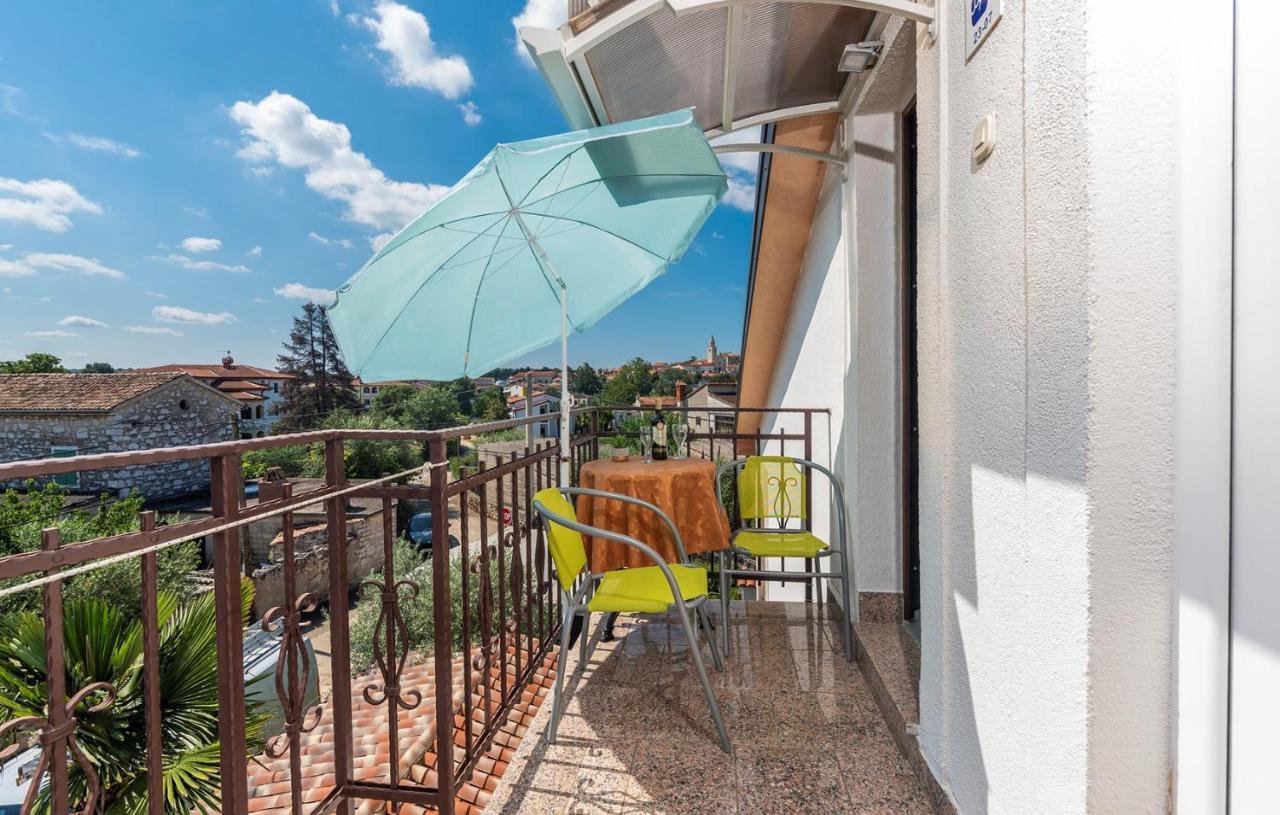 Apartment Vilma Funtana Bagian luar foto