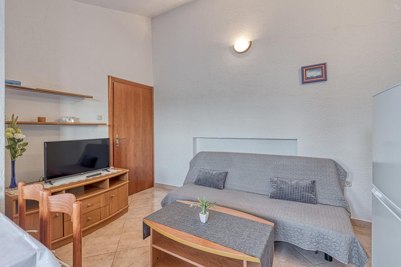 Apartment Vilma Funtana Bagian luar foto