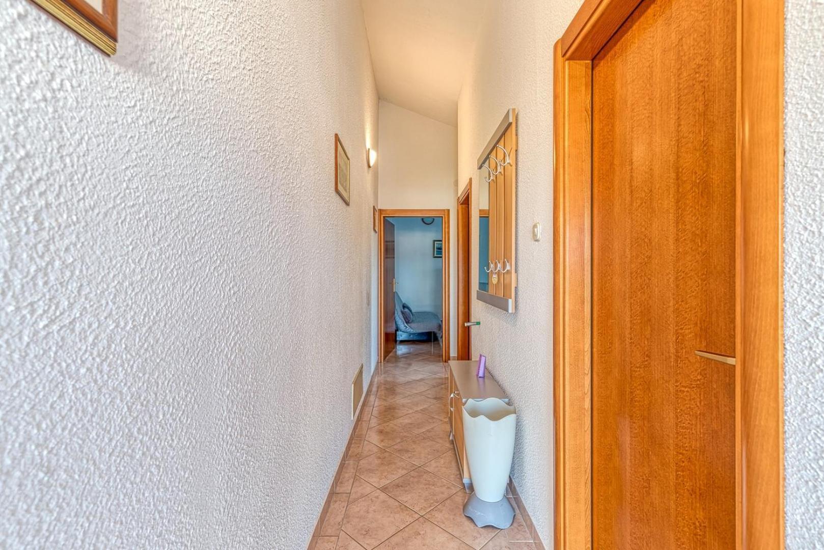 Apartment Vilma Funtana Bagian luar foto