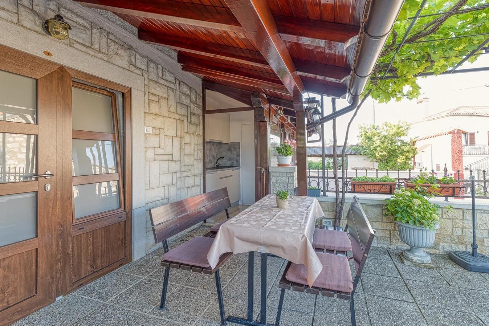 Apartment Vilma Funtana Bagian luar foto